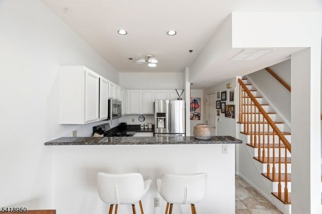 20 S Midland Ave 3, Kearny Town, NJ 07032