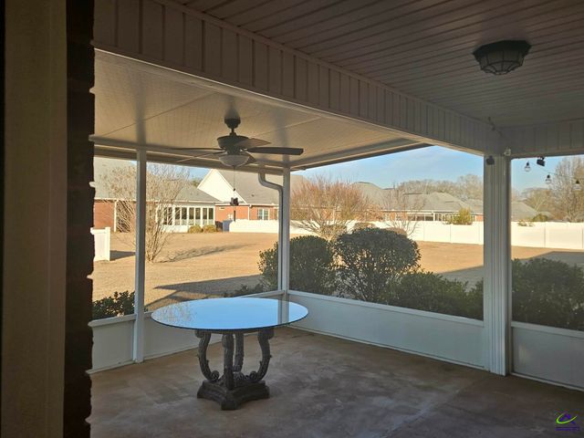 99 Rambling Creek Cove, Byron, GA 31008