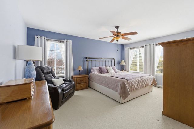 429 N Carlisle Court, Round Lake, IL 60073