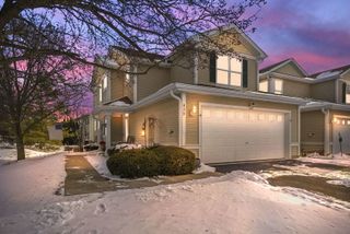 429 N Carlisle Court, Round Lake, IL 60073