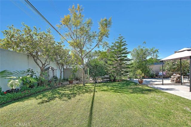 17860 E Laxford, Azusa, CA 91702