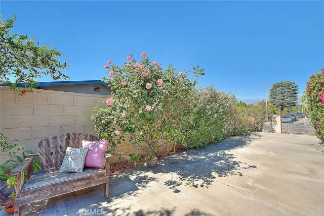 17860 E Laxford, Azusa, CA 91702