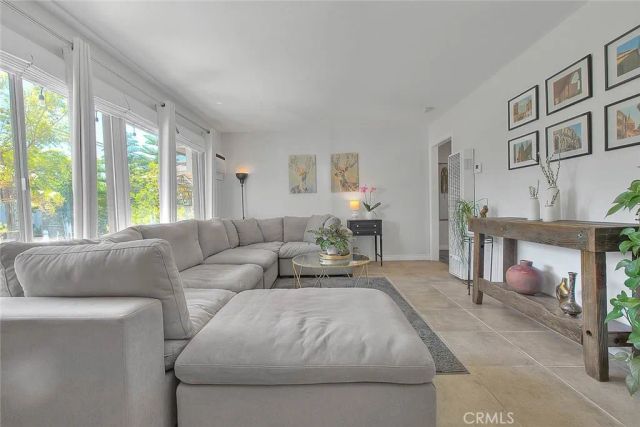 17860 E Laxford, Azusa, CA 91702