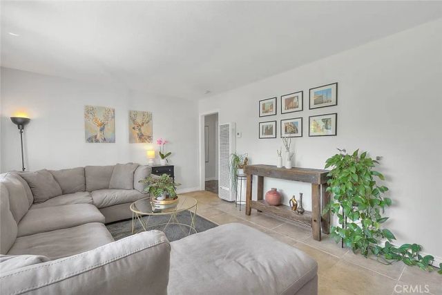 17860 E Laxford, Azusa, CA 91702