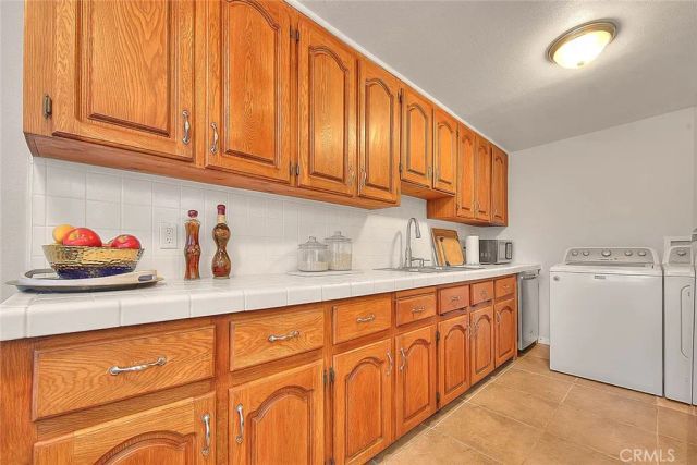 17860 E Laxford, Azusa, CA 91702