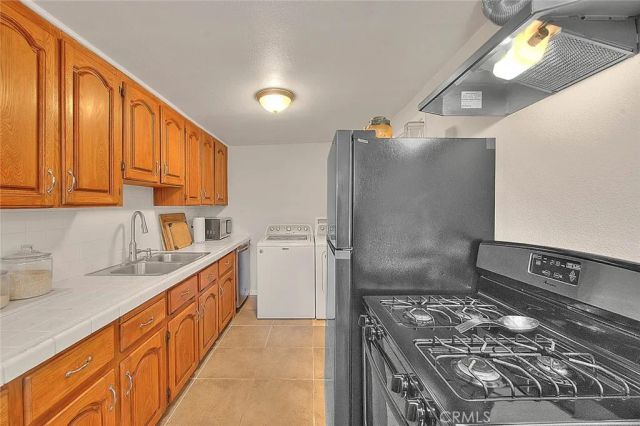 17860 E Laxford, Azusa, CA 91702