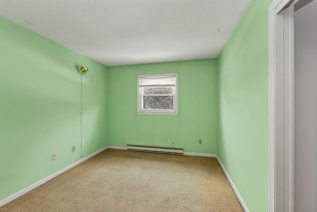 30 South St Apt 9, Laconia, NH 03246