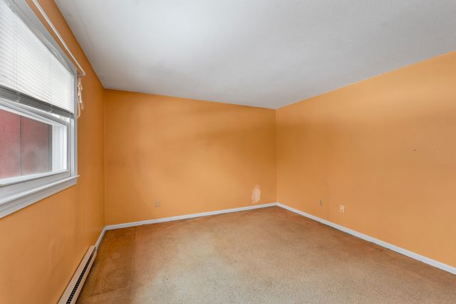 30 South St Apt 9, Laconia, NH 03246