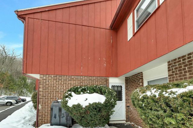 30 South St Apt 9, Laconia, NH 03246