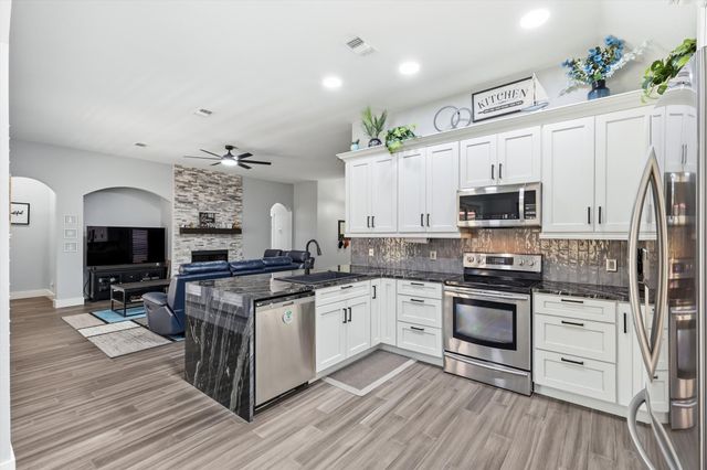 1711 Copper Leaf Drive, Corinth, TX 76210