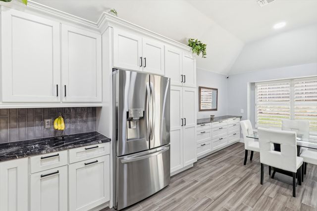 1711 Copper Leaf Drive, Corinth, TX 76210