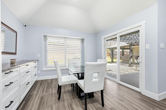 1711 Copper Leaf Drive, Corinth, TX 76210