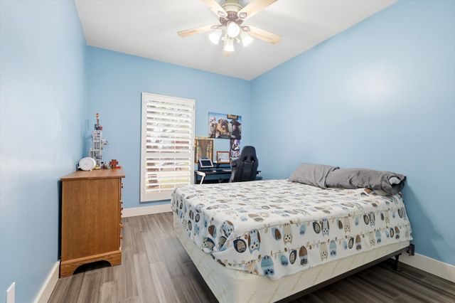 1711 Copper Leaf Drive, Corinth, TX 76210