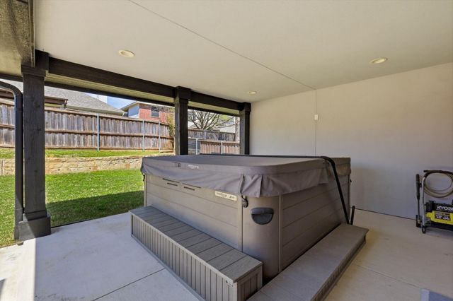 1711 Copper Leaf Drive, Corinth, TX 76210