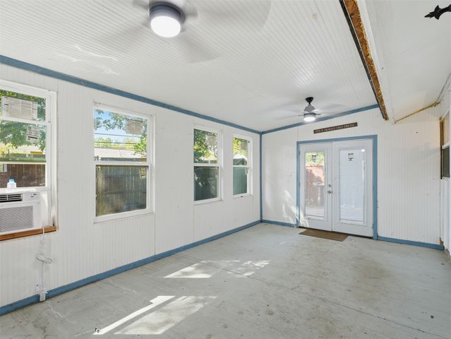 1402 Addington Street, Irving, TX 75062