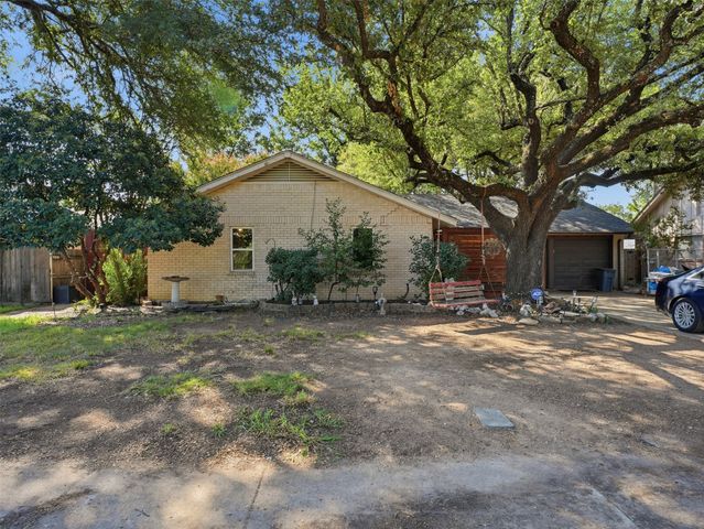 1402 Addington Street, Irving, TX 75062