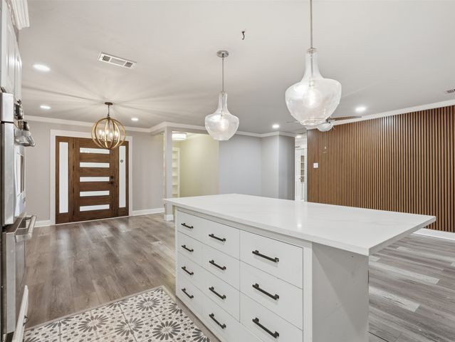 1402 Addington Street, Irving, TX 75062