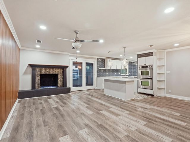 1402 Addington Street, Irving, TX 75062