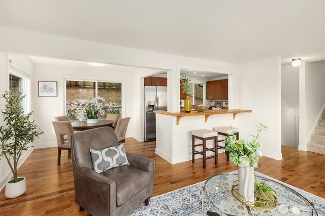 14011 98th Avenue NE, Kirkland, WA 98034