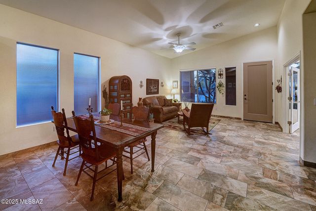 112 W Mountain Sage Drive, Oro Valley, AZ 85755