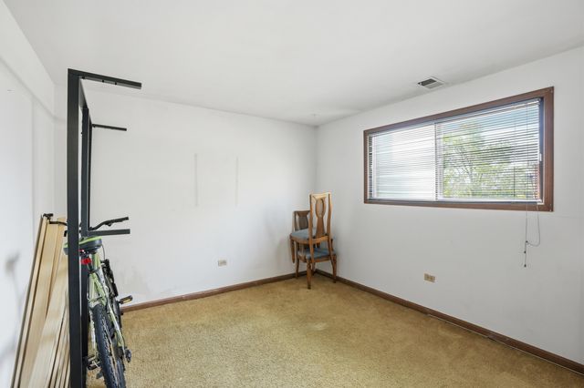 14457 Lamon Avenue 2s, Midlothian, IL 60445