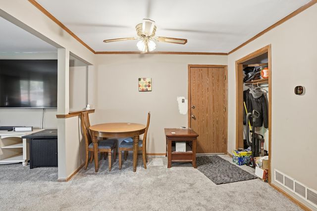 14457 Lamon Avenue 2s, Midlothian, IL 60445