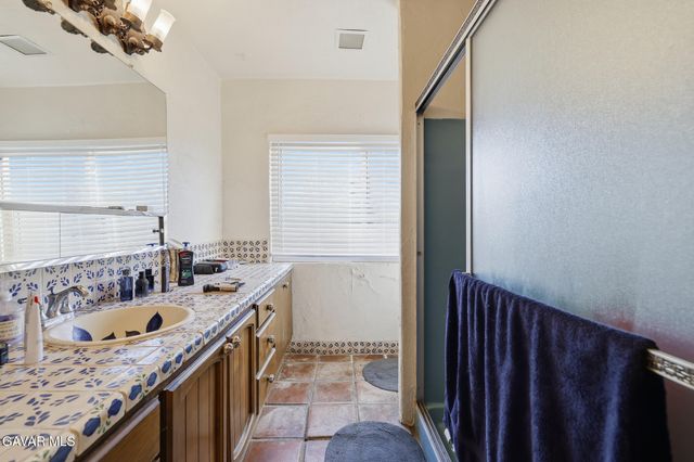 40555 20th Street, Palmdale, CA 93551