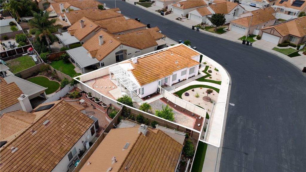 28213 Orangegrove, Menifee, CA 92584 — exterior