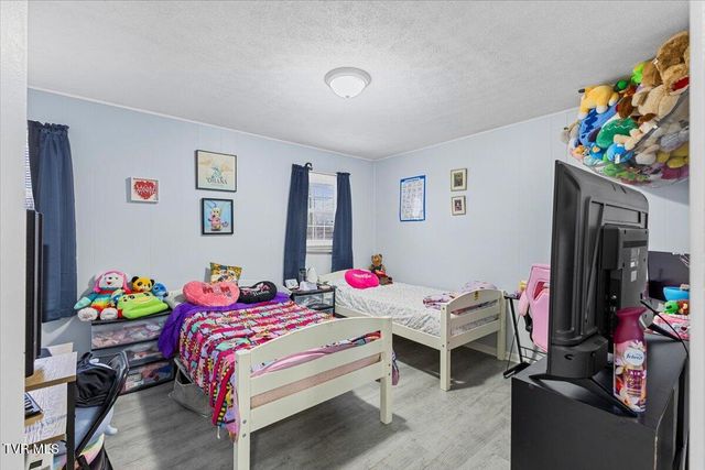 1740 Bonham Road, Bristol, VA 24201