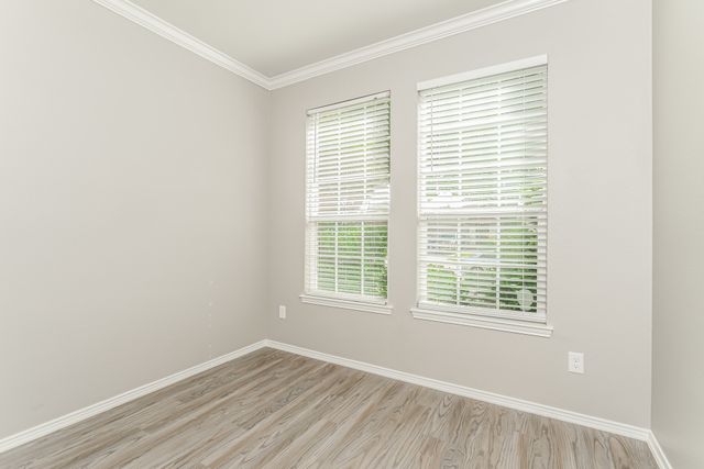 804 Sheryn Drive, Burleson, TX 76028