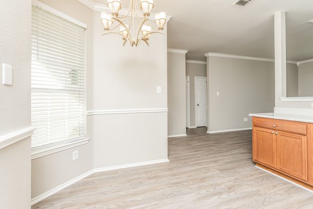 804 Sheryn Drive, Burleson, TX 76028