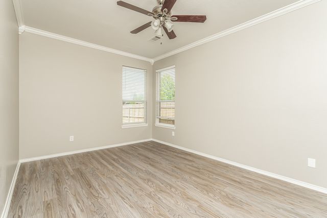 804 Sheryn Drive, Burleson, TX 76028