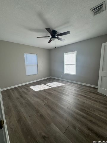 129 La Manda, San Antonio, TX 78212