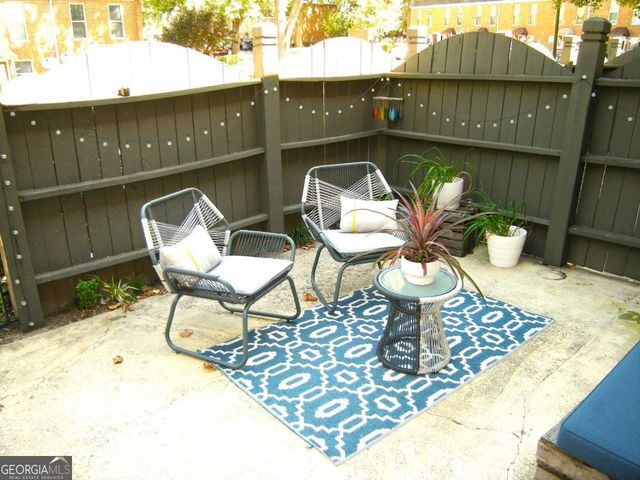 125 N River Drive C, Sandy Springs, GA 30350