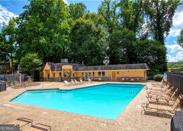 125 N River Drive C, Sandy Springs, GA 30350