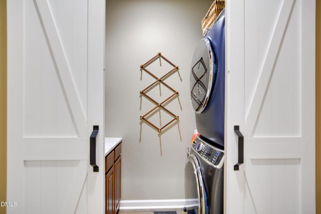 104 Natchez Court, Cary, NC 27519