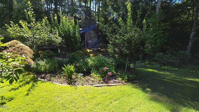 104 Natchez Court, Cary, NC 27519