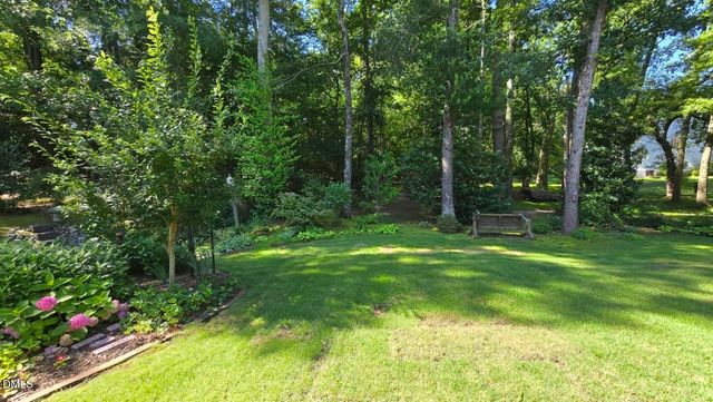 104 Natchez Court, Cary, NC 27519
