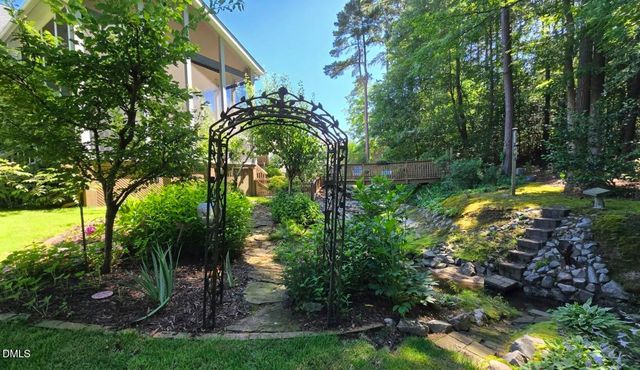 104 Natchez Court, Cary, NC 27519