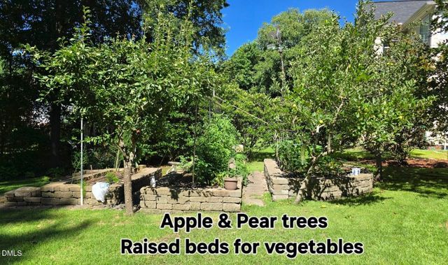 104 Natchez Court, Cary, NC 27519