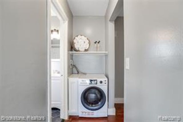 437 W Bennett Avenue, Ferndale, MI 48220