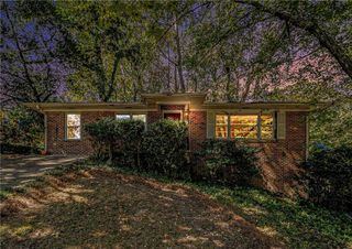 2226 Medfield NE Trail, Atlanta, GA 30345