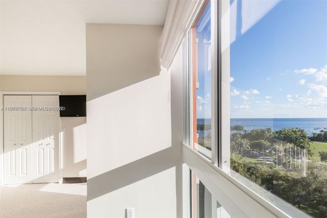 2951 S Bayshore Dr 1008, Miami, FL 33133