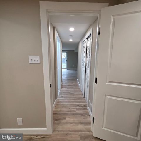 12702 KNIGHTS RD, Philadelphia, PA 19154