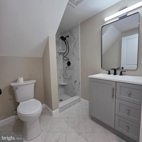 12702 KNIGHTS RD, Philadelphia, PA 19154