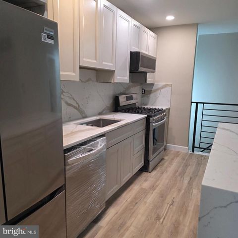 12702 KNIGHTS RD, Philadelphia, PA 19154