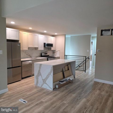 12702 KNIGHTS RD, Philadelphia, PA 19154