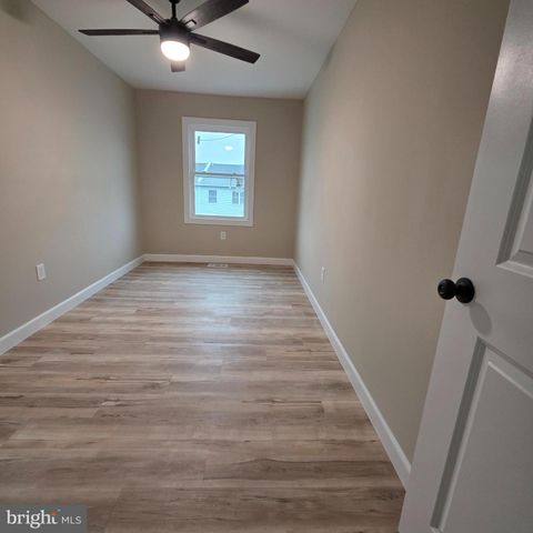 12702 KNIGHTS RD, Philadelphia, PA 19154