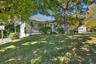 11 Woodland Hts, Ware, MA 01082