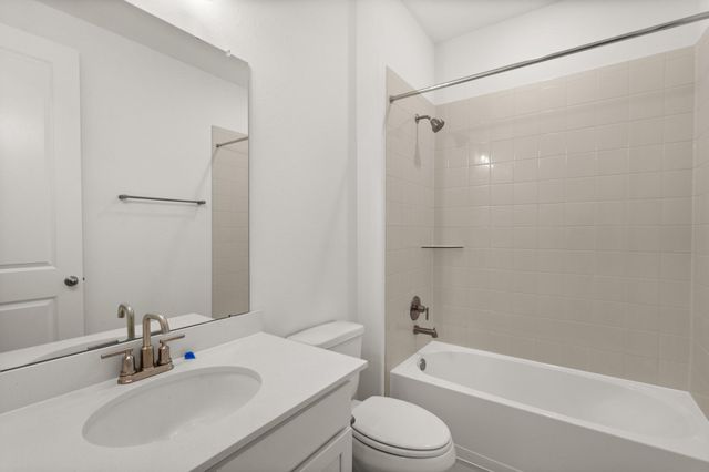 4118 Silver Falls Lane, League City, TX 77573